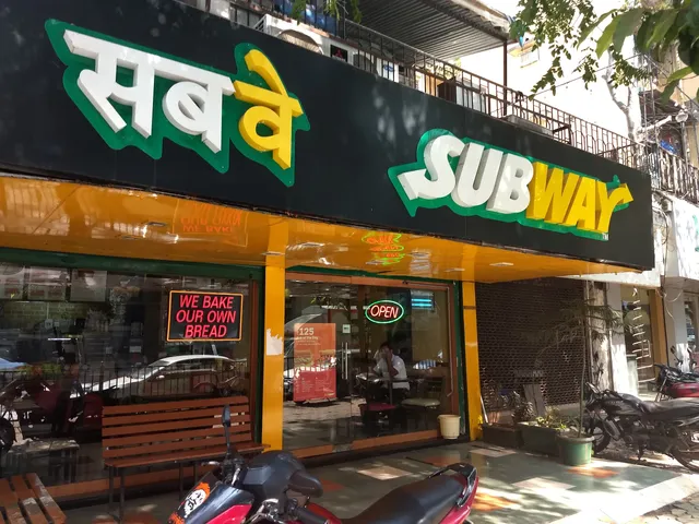 Subway Prabhadevi