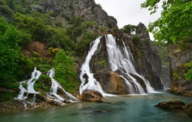 Uçansu Falls