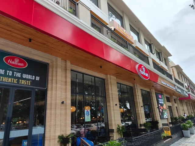 Haldiram's - Prabhat Talkies, Dehradun