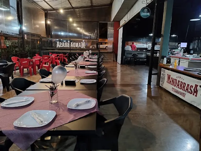 Mandabrasa Steakhouse