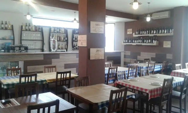 Taberna O Seca Adegas