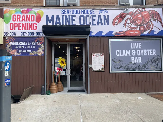 Gamsung Pocha - Korean retro style pub + lobster sale