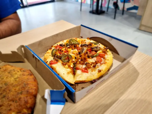 Domino's Pizza | Sadar Bazar, Gurugram