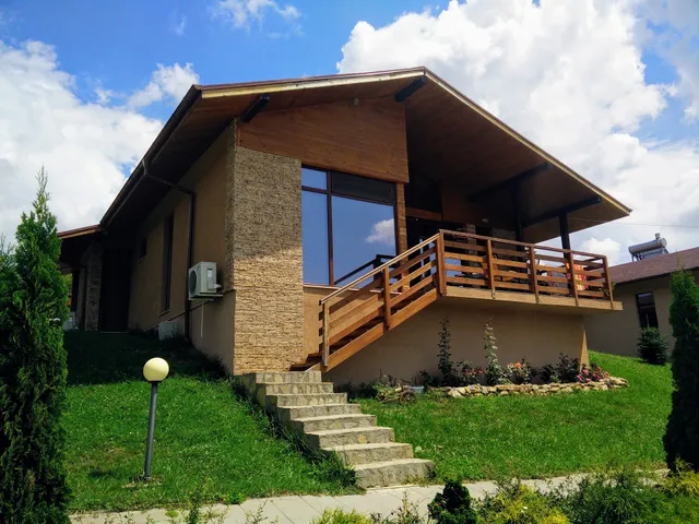 Къщи за гости "Аргирови"