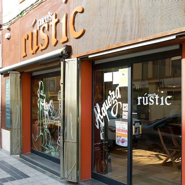 Paco's Rústic - Alqueza