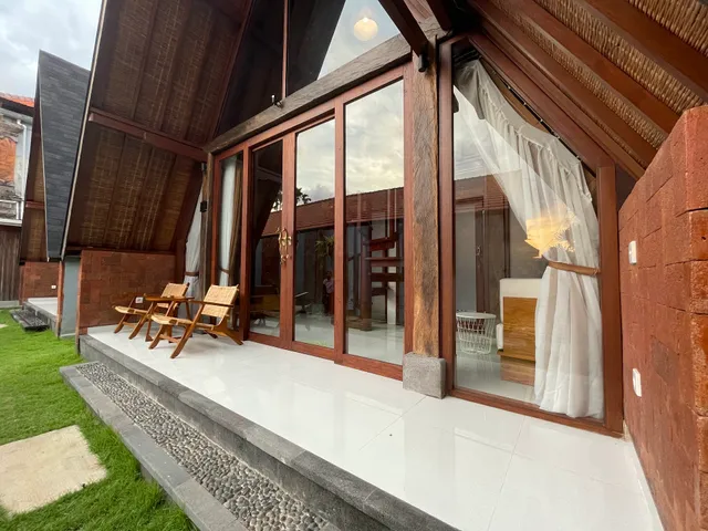 Louto Dmell Guest House