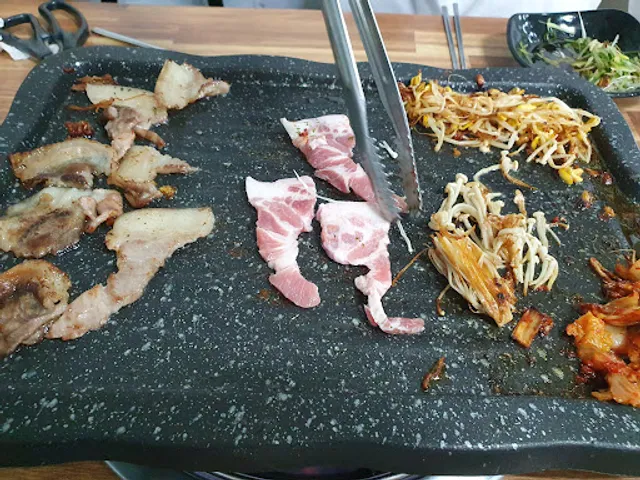 돈앤삼겹하귀점