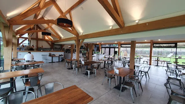 Otter Valley Ice Cream & Field Kitchen