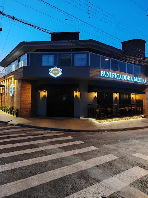Panificadora Medina - Pães, Doces, Salgados, Café da Manhã e Almoço