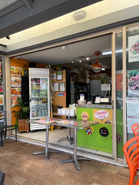 Tuk Tuk Thai Cuisine