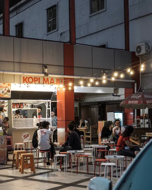 KOPI MAJU 57 - GOR TRI LOMBA JUANG