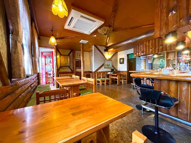 パブレストラン ポピンズ