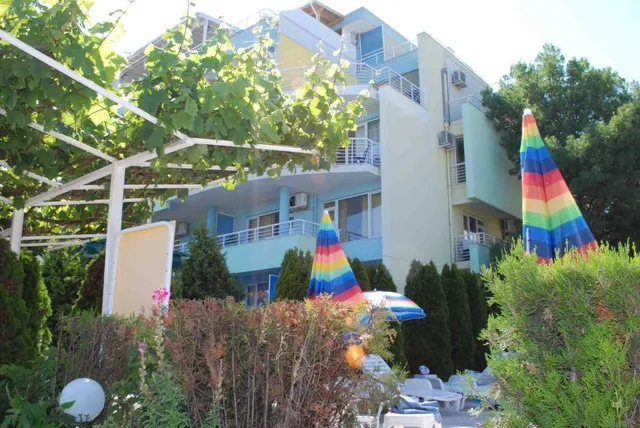 Апартаменти Евридика Несебър на плажа