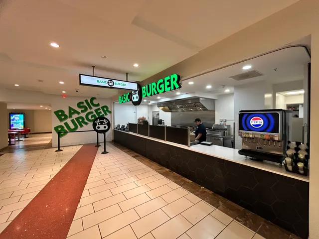 Basic Burger - Lenfant Plaza