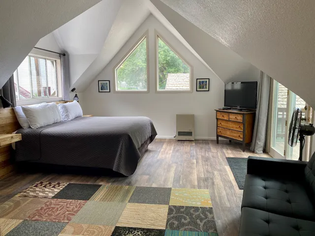 San Juan Chalet, LLC