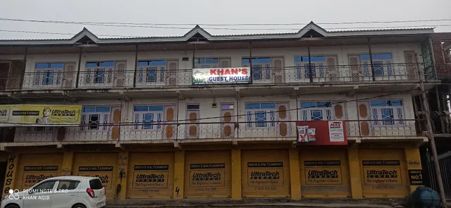 KHANS GUEST HOUSE