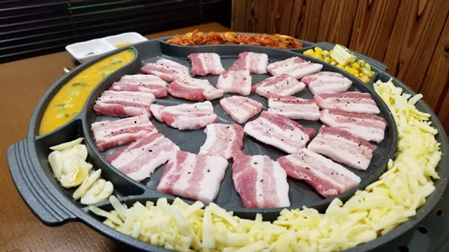 韓ダイニング Mujige