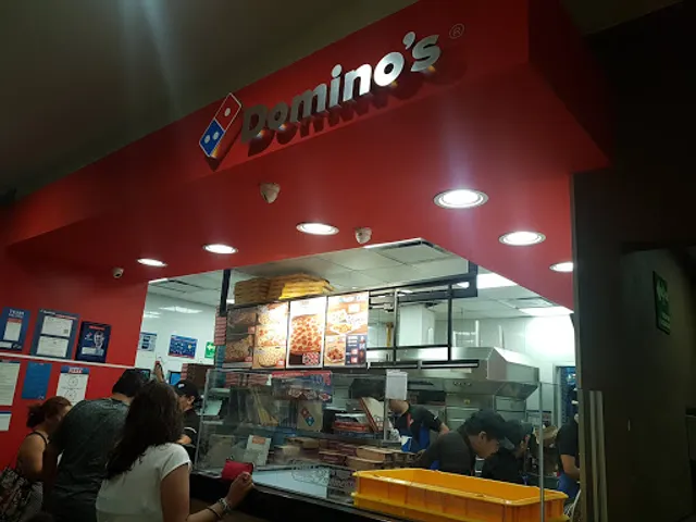 Domino's Villamarino