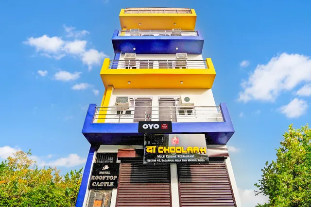 Super OYO Rooftop Castle