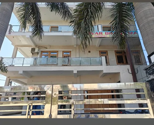 Hotel Dev Shree Dham