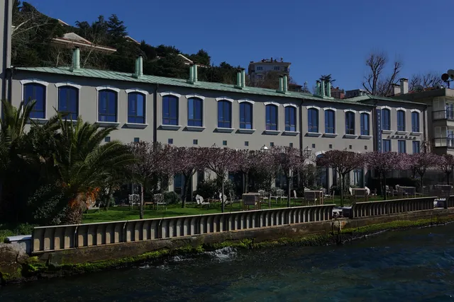 Sumahan on The Water