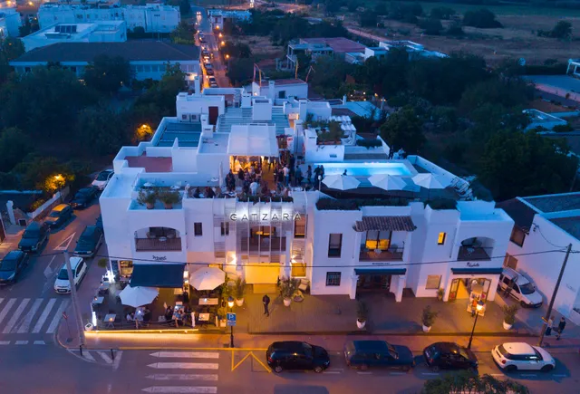 Gatzara Suites Santa Gertrudis