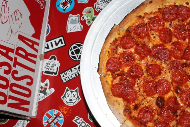 Cosa Nostra Pizza