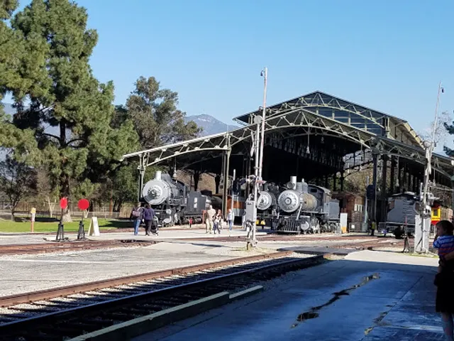 Travel Town Railroad