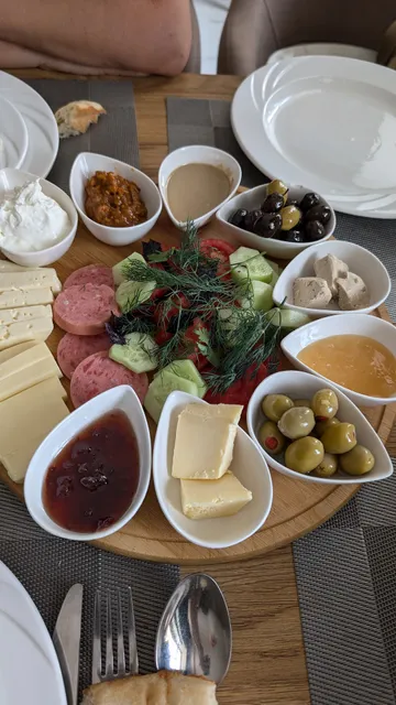 Saim Yıldız.Türk Restaurant