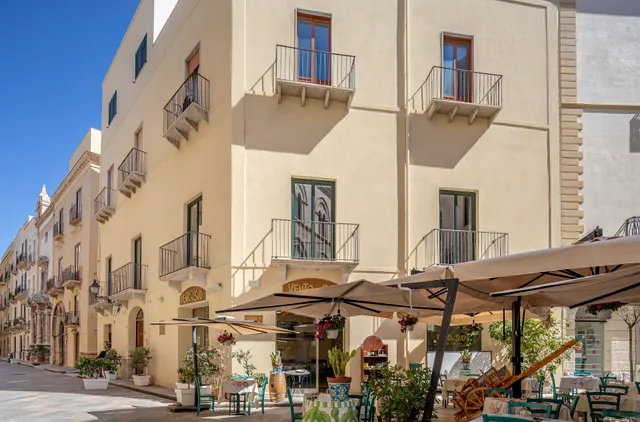 Fiveplace Design Suite & Apartments