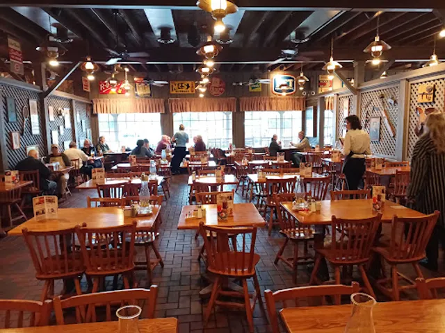 Cracker Barrel Old Country Store