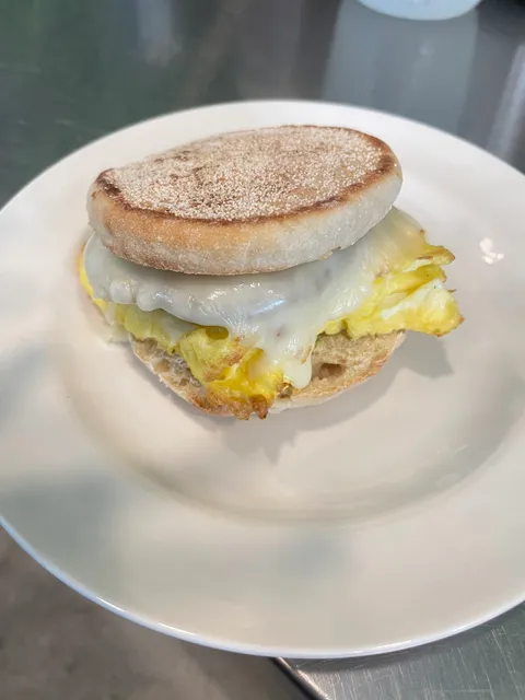 KANELA & CO. - COFFEE & PLANTS