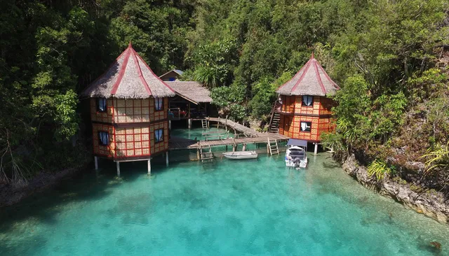 Enchanted Cove Resort