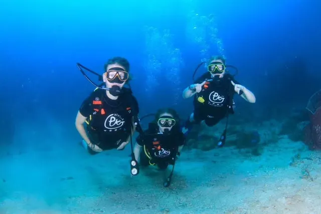 PKT Diving - Scuba Diving Racha Island