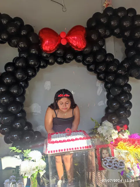 Simone Tortas e Bolos