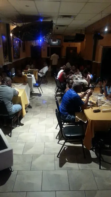 LabadI Restaurant & Lounge (CORMIER)