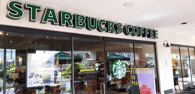 Starbucks Aseana Powerstation