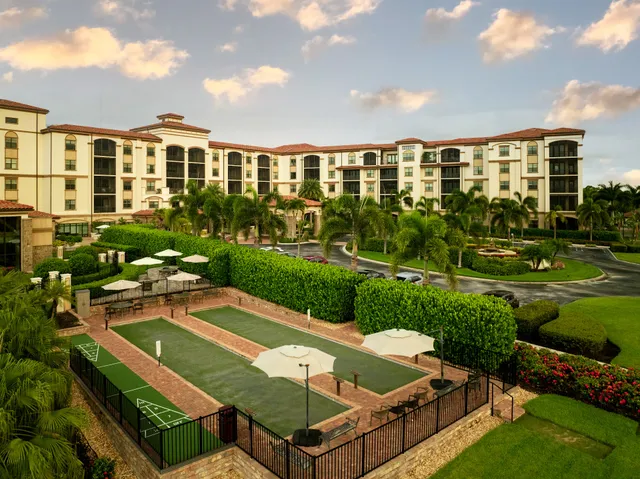 The Arlington of Naples