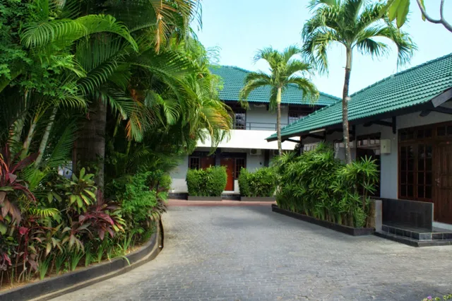 Ponorogo Permai - Hotel & Toserba