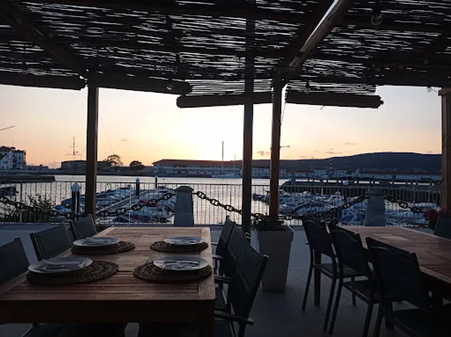 La Cantina del Muelle