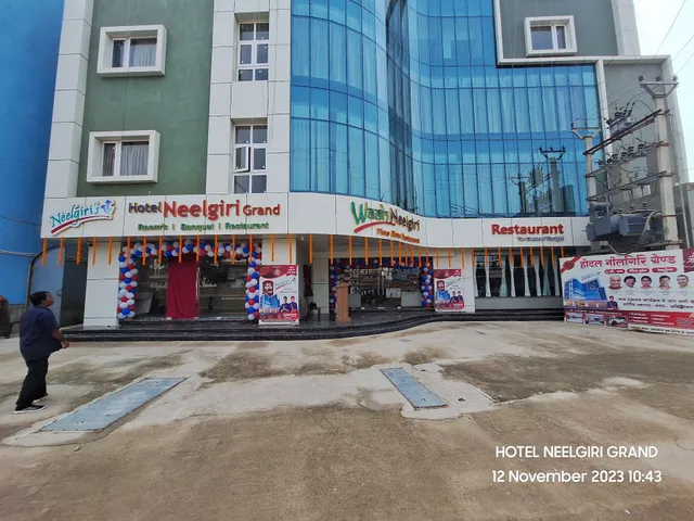 HOTEL NEELGIRI GRAND
