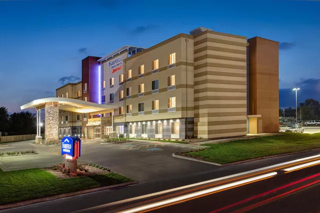 Fairfield by Marriott Inn & Suites Lincoln Crete