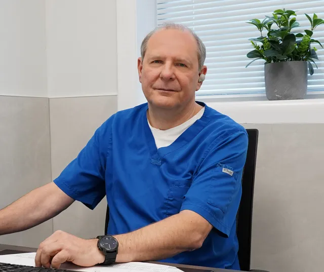 Dr. Dariusz Nowak, MD