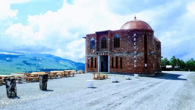 Sportivno-Turisticheskaya Baza Oshten