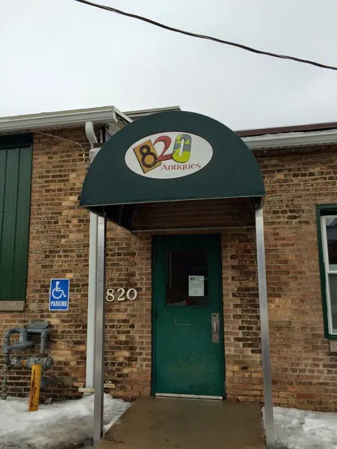 820 Antiques