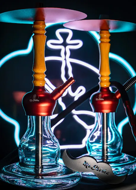 Red Carpet Cafe and Lounge