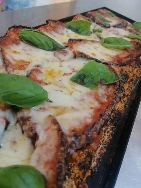 L'angolo della pizza da Zio Leo