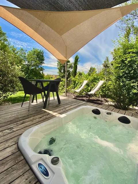 Kassiopée - Suites avec spa privatif à Albi