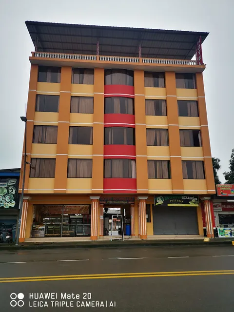 Hotel Internacional (en La Mana )