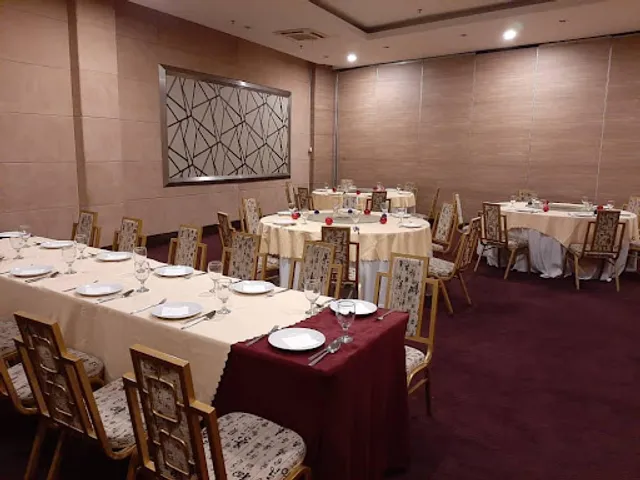 TheFOODtree Restaurant, Glenmarie